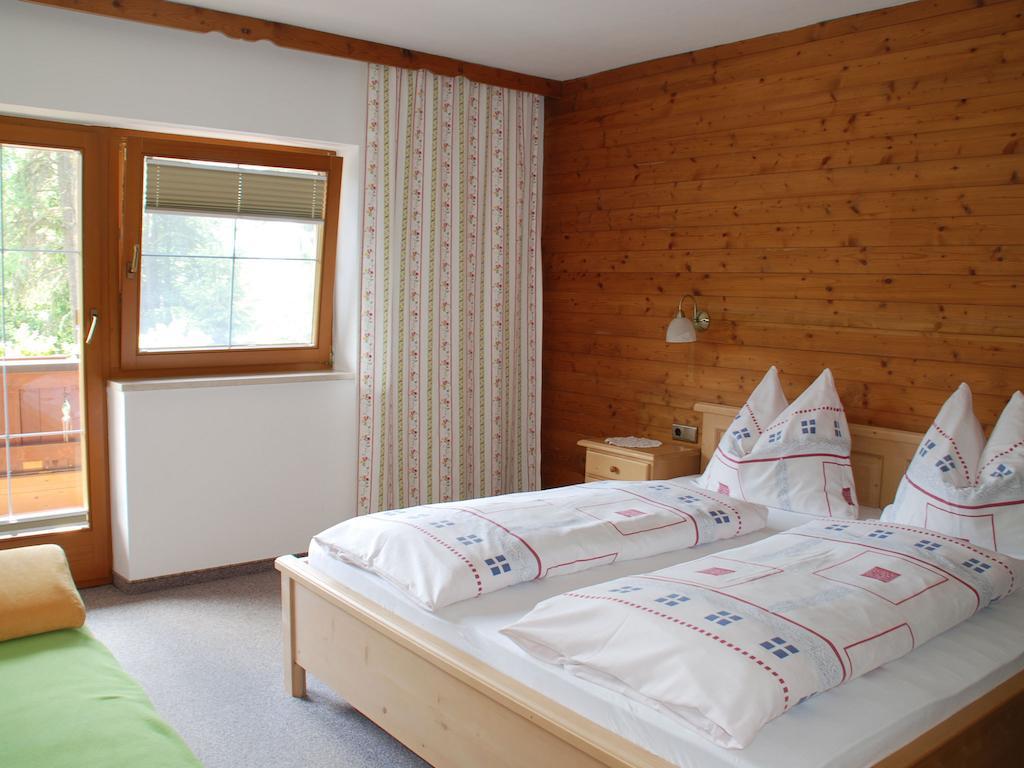Ferienwohnung Frauenhoffer Mieming Δωμάτιο φωτογραφία